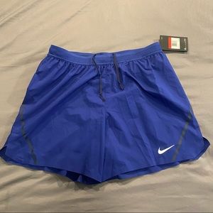 Nike Aeroswift shorts NWT